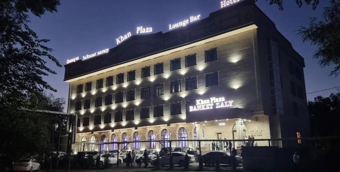 Khan Plaza Almaty Esterno foto
